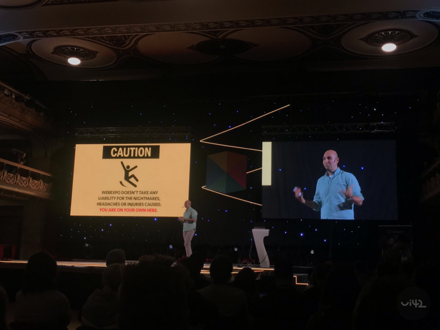 Prezentace na WebExpo 2019 s varováním na obrazovce