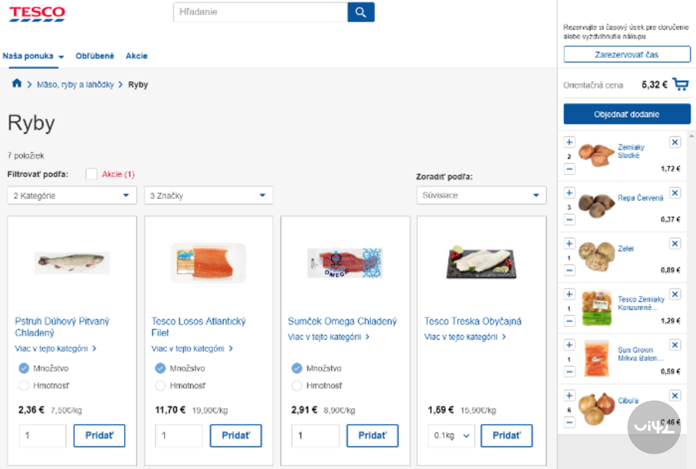 Nákupní stránka Tesco s nabídkou různých druhů ryb a zeleniny v online košíku